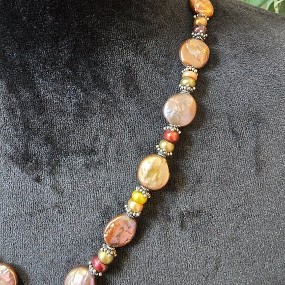 Womens Fashion Multicolor Metal Beaded Pendant Necklace with Toggle Clasp - Picture 5 of 6